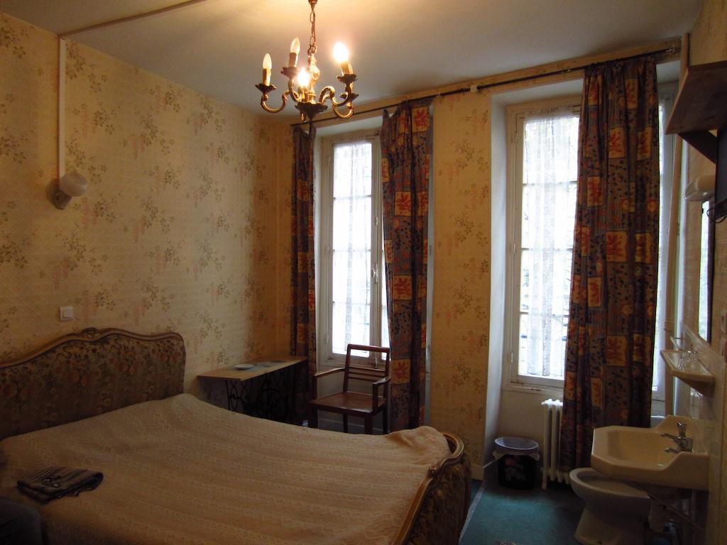 Hotel D'Orleans Paris Gare De L'Est Zimmer foto